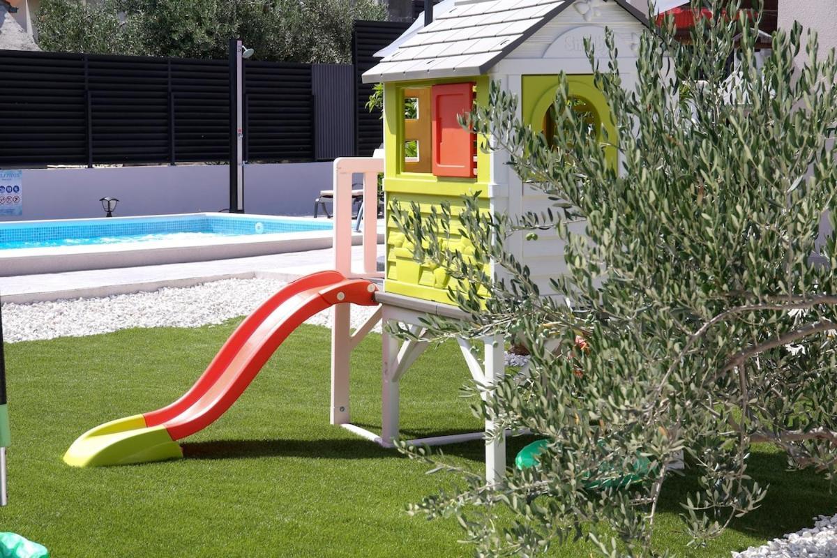 Villa Fides With Private Pool, Garden And Sea View Kastel Novi Bagian luar foto